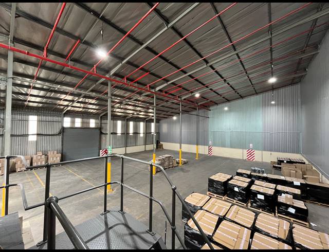 1,000M² WAREHOUSE TO LET IN SHAKAS HEAD